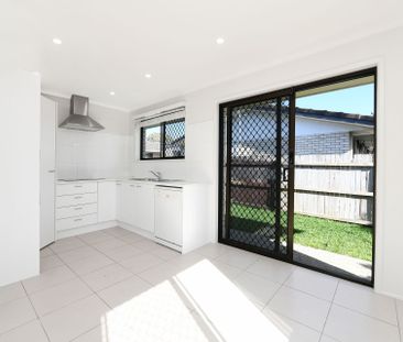 Duplex in Currimundi - Photo 6