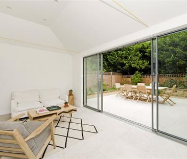 3 bedroom terraced house to rent - Photo 5