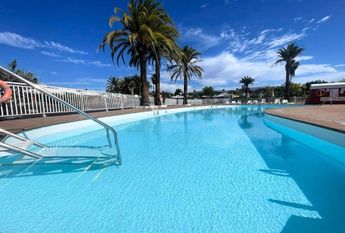 Maspalomas, Canary Islands 35100