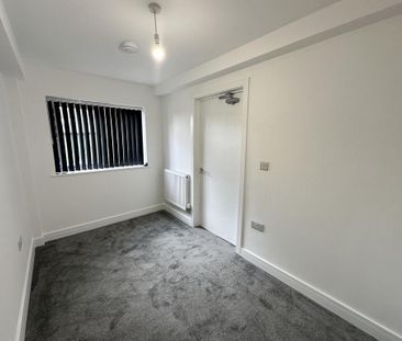 1 bedroom semi-detached house to rent - Photo 4