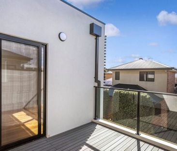 3/198 Hyde Street Yarraville VIC - Photo 1