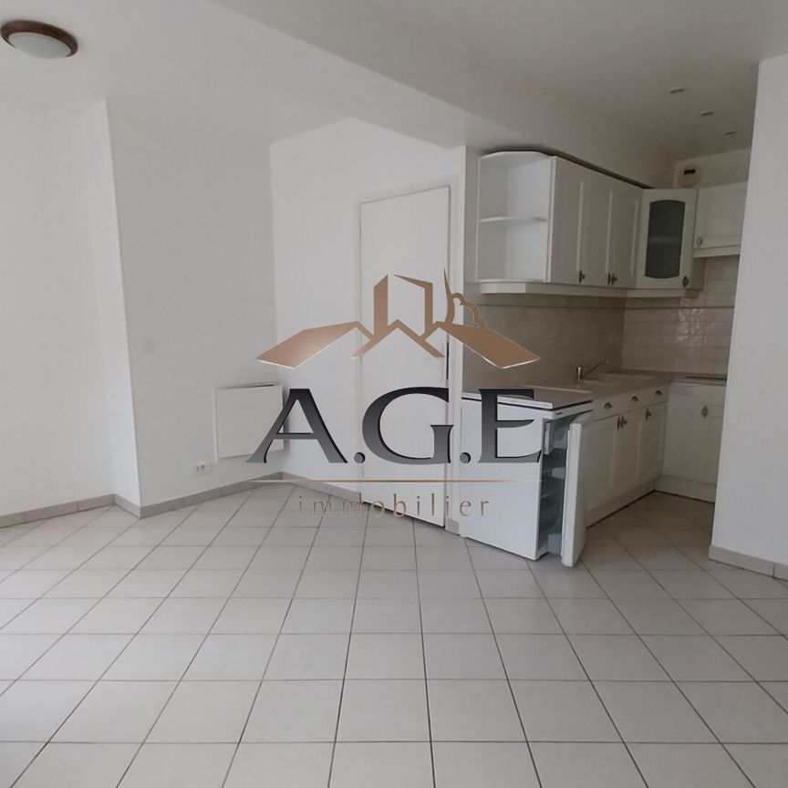 Location Appartement 1 pièce 24m² EPERNON 28230 - Photo 1