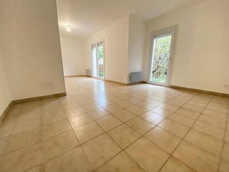 Location maison villa 4 pièces 90 m² à Montpellier (34000) 5 - Photo 2