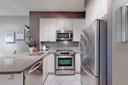 For Lease - 555 Yonge Street Unit# 604, Toronto, Ontario - Photo 3