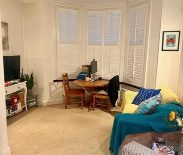 Room in a Shared House, Putney Bridge Road, SW15 - Photo 3