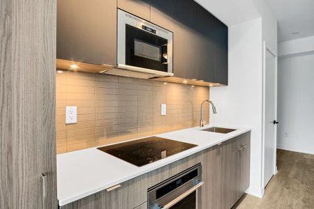 For Lease - 220 MISSINNIHE Way Unit# 1203, Mississauga, Ontario - Photo 5