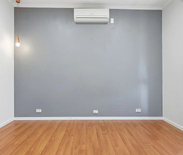 3 BEDROOM HOME IN SEABROOK - Photo 6