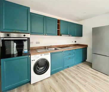Elm Close, Twickenham, TW2 5JR - Photo 5