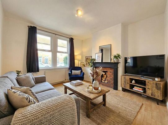 2 bedroom terraced house to rent - Photo 1