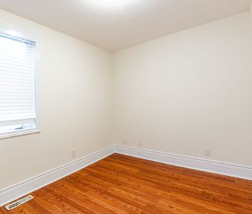 For Lease - 270 Verdun Road Unit# Main Floor, Oshawa, Ontario - Photo 3