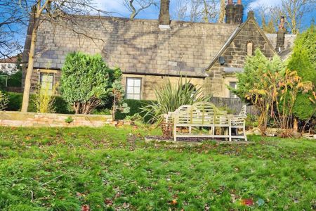 Woodleigh Hall Mews, Rawdon, LEEDS - Photo 3