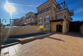 RENT A VILLA WITH 5 BEDROOMS IN PILAR DE LA HORADADA - ALICANTE