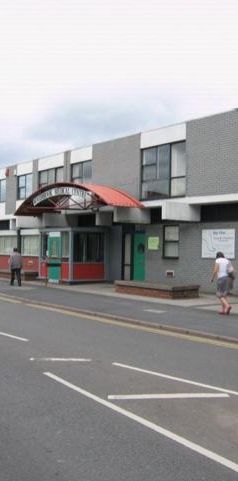 House to rent - Photo 1