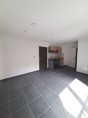 Location Appartement 2 pièces 38m² ARPAJON 91290 - Photo 2