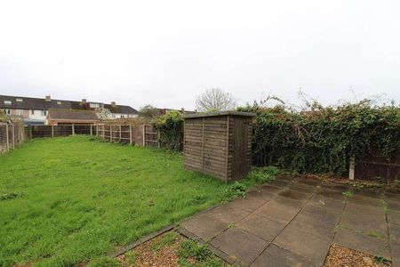 Osborne Avenue, Staines-upon-thames, TW19 - Photo 5