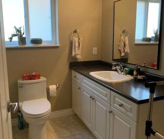 1 bath - *Ground Floor Suite - UBC / Langara / Marpole (Vancouver) - Photo 4