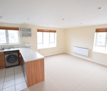 2 Bed Flat, Branagh Court, RG30 - Photo 3