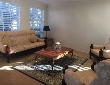 “Spacious Family Home Set In Prestigious Area” - Photo 5