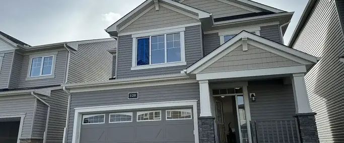 3 Bedroom 2.5 Bath House | Carringford Rd NW, Calgary - Photo 1