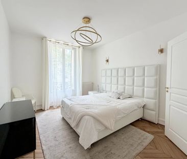 Tout savoir sur cet appartement dans le quartier Porte Dauphine, à ... - Photo 2