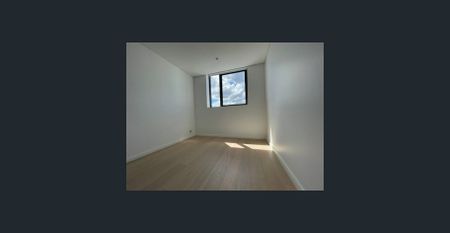 3 layers Penthouse, with 3 beds 2 baths 2 car parking study deck and balcony - Photo 3