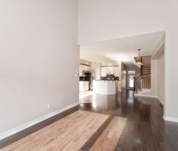 For Lease - 115 Watchhorn Grove, Blossom Park - Airport and Area, O... - Photo 3