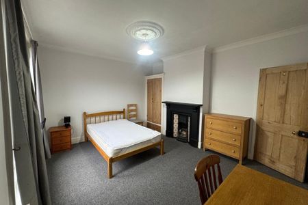 Delamere Road - Photo 2