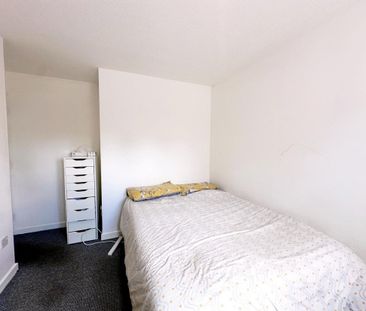 Station Road - Photo 2