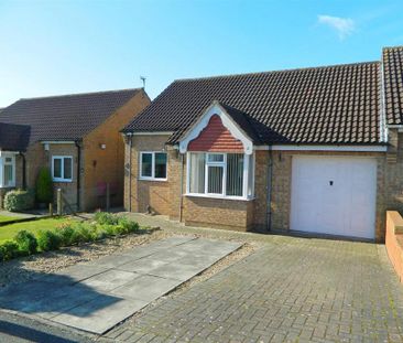 2 bedroom semi-detached bungalow to rent - Photo 1