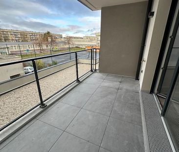 Location Appartement 3 pièces 64m² CAEN 14000 - Photo 3