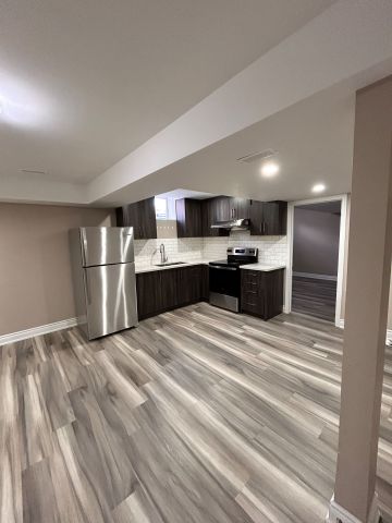 For Lease - 11 Elverton Crescent Unit# Bsmt, Brampton, Ontario - Photo 4