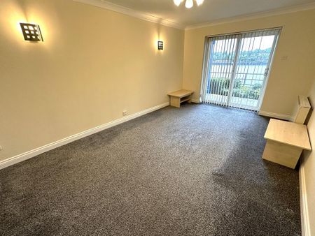 2 bedroom ground floor flat to rent - Photo 5