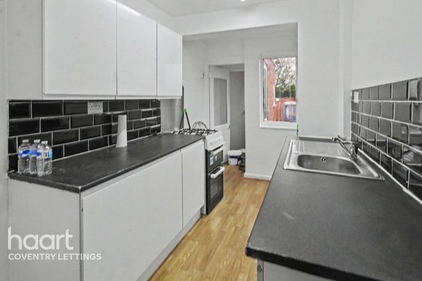3 bedroom terraced house to rent - Photo 1