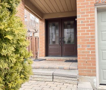 For Lease - 5317 Ferret Court, Mississauga, Ontario - Photo 6
