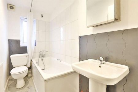 3 bedroom apartment to rent - Photo 4