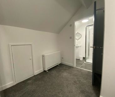 Bedsit, Litherland Road, L20 - Photo 5