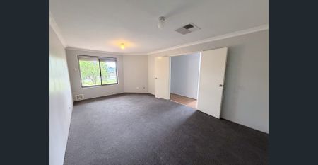 Large Family Home in Prime Bertram Location - Photo 4