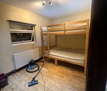 1 Bed Flat, Knights Hill, SE27 - Photo 2