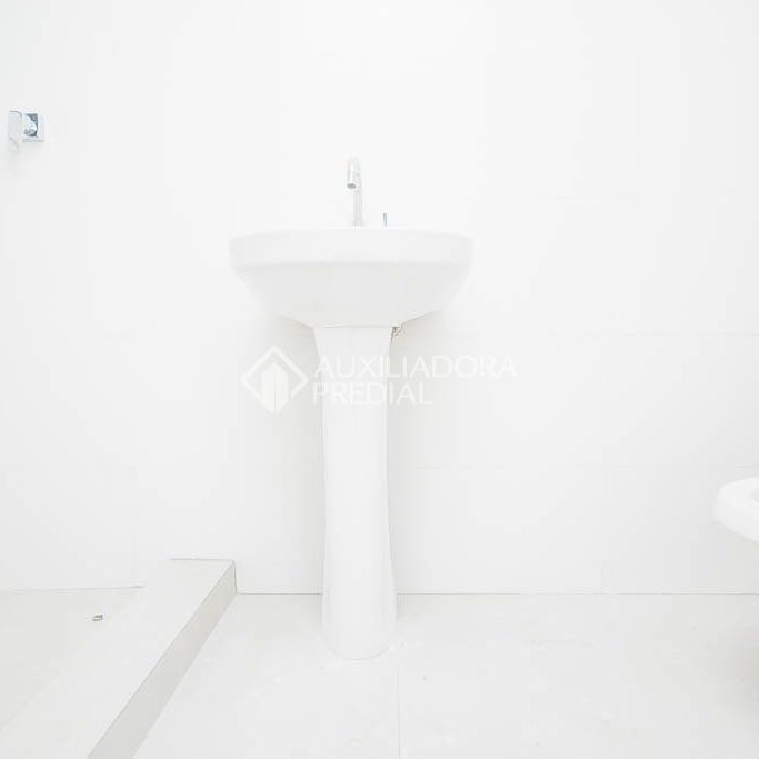 Apartamento com 3 quartos e 311m² para alugar em Vila Assunção, Porto Alegre. - Photo 1