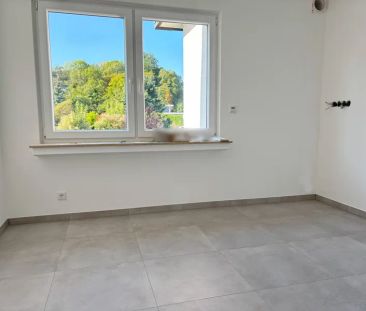 WIE NEU: 4-Zimmer-Wohnung mit Balkon in Paffrath in Gartenlage - Photo 2