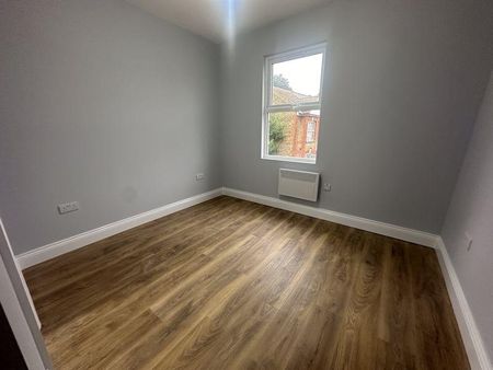 6 bedroom house to rent - Photo 2