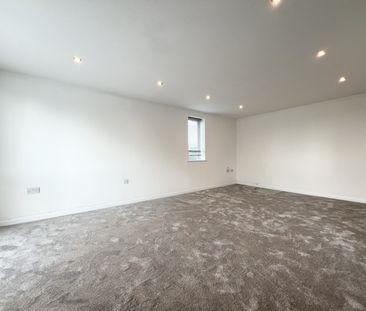 Two bedroom apartment - Photo 3