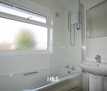 2 bedroom maisonette to rent - Photo 4