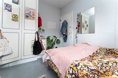 4 bedroom terraced house to rent - Photo 4