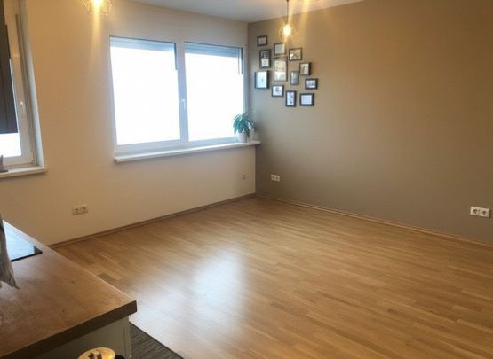 Moderne 2-Zimmer-Wohnung mit Terrasse in Graz - Photo 1