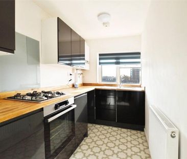 Harlow, Essex - Photo 4