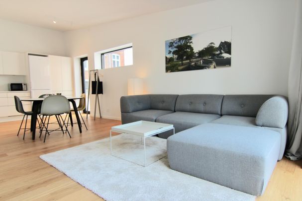 Unikt 2-værelses byhus i roligt gårdmiljø – i Øgadekvarteret, midt i Aarhus C - Photo 1