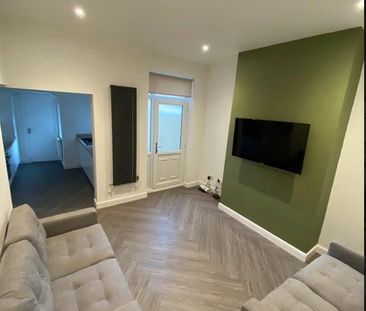 4 bedroom house to rent - Photo 2