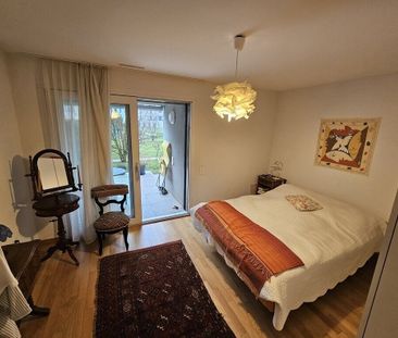 Very bright 2.5-room apartment - Photo 2