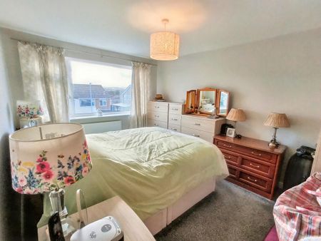 3 bedroom semi-detached house to rent - Photo 3